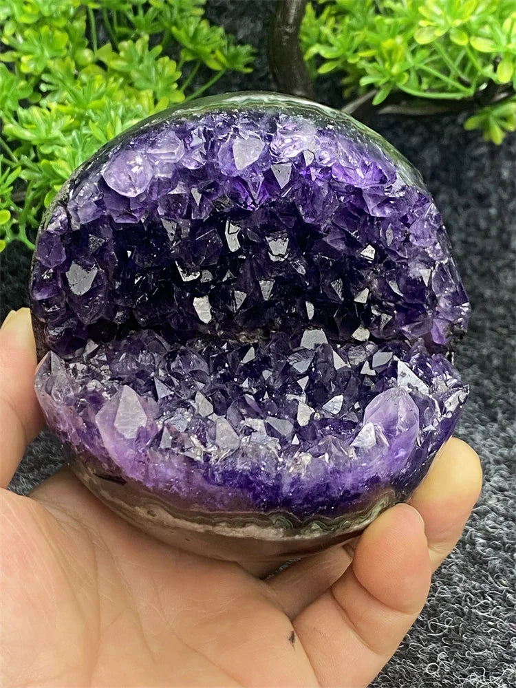 Natural Amethyst Geode Quartz Smile Energy Crystal Ball Reiki Ore Specimens Lucky Fortune Home Decor Holiday Gift Witchcra